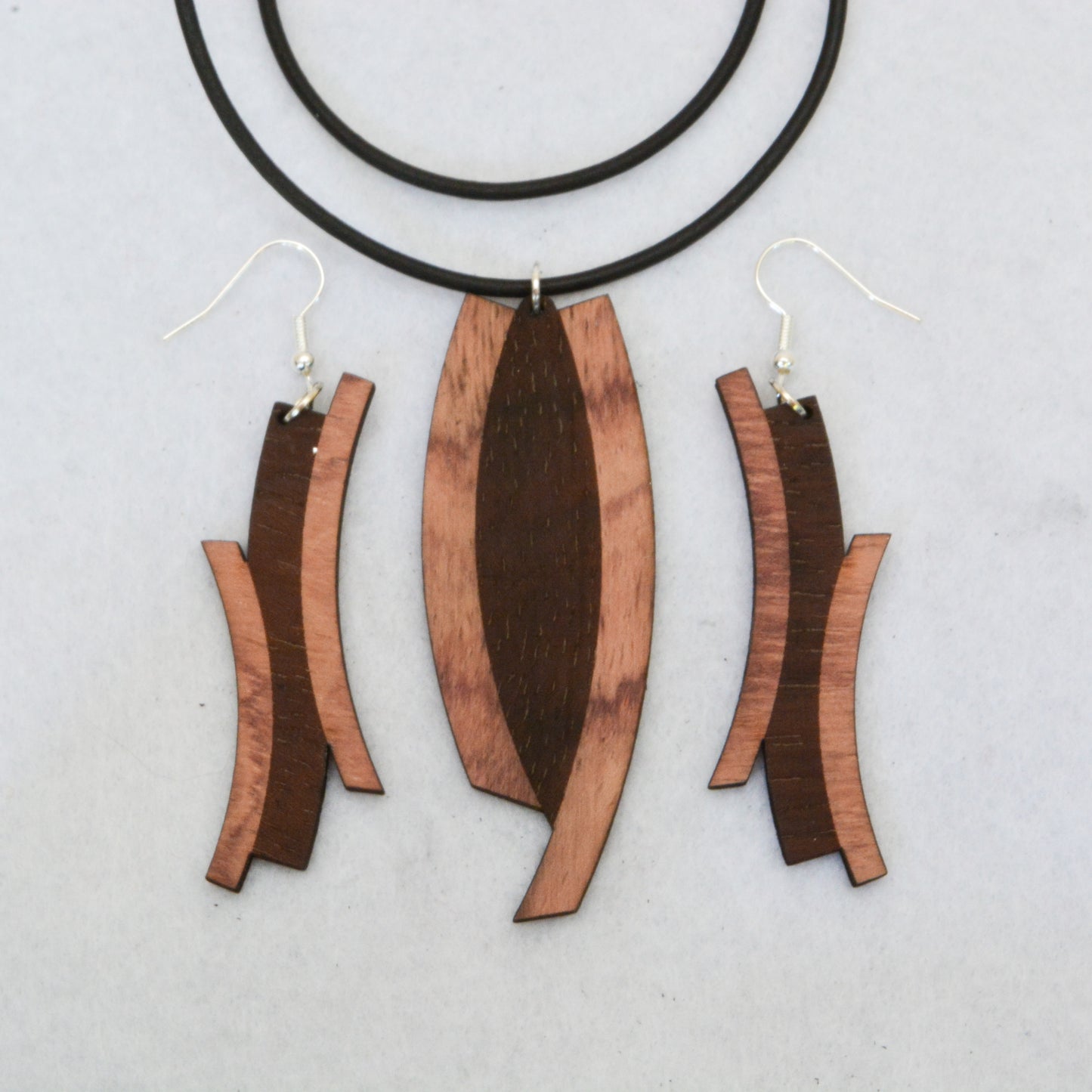 CrissCross Design MCM-Inspired Wood Jewelry Set